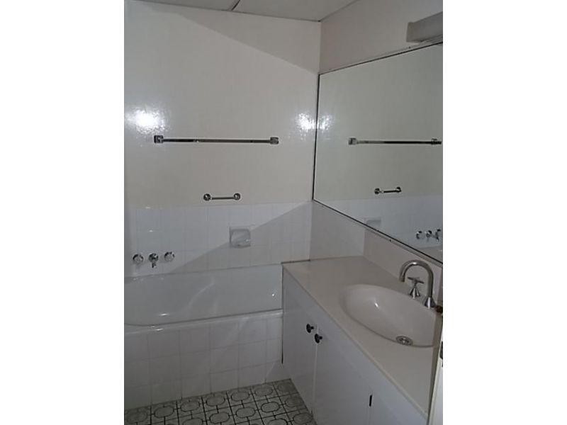 63 Cavill Avenue, Surfers Paradise QLD 4217