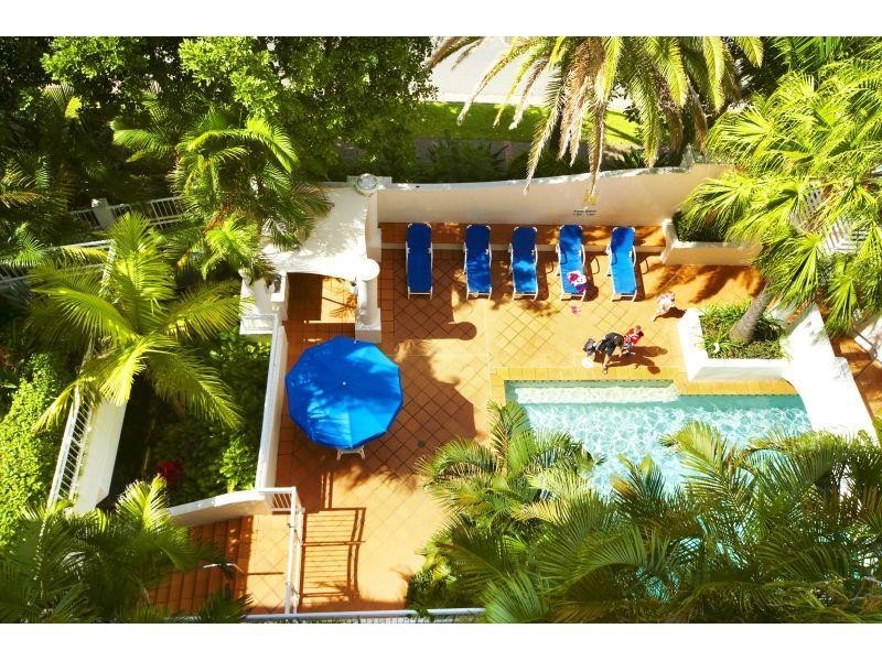 220 The Esplanade, Burleigh Heads QLD 4220