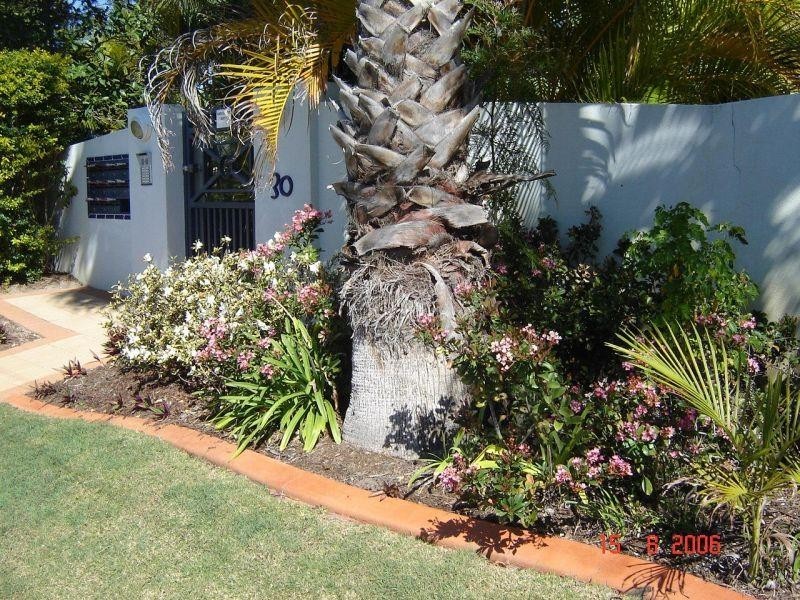 Apartment/3/30-36 Burra Street, Chevron Island QLD 4217