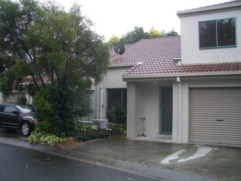 Lodge 2 Unit 14/87-9 Heeb Street, Ashmore QLD 4214