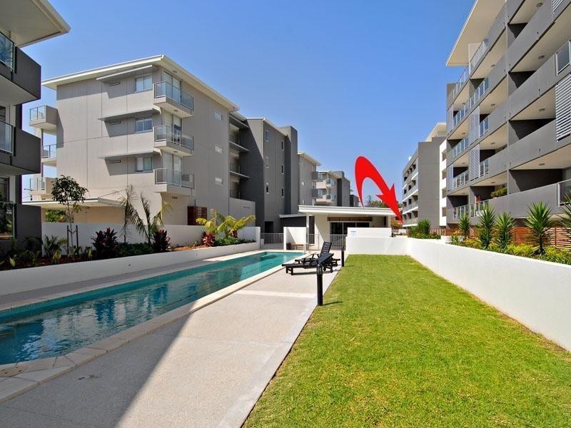 4/101 Clarence Road, Indooroopilly QLD 4068