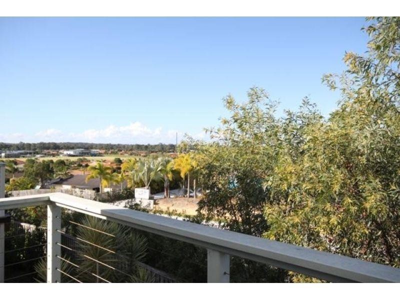 84/1 Sauvignon Parade, Upper Coomera QLD 4209