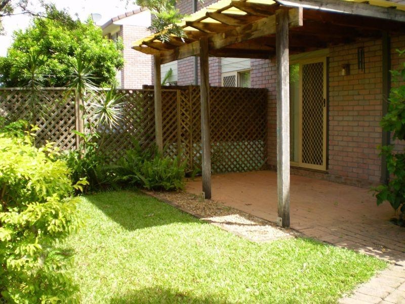 601 Pine Ridge Road, Biggera Waters QLD 4216