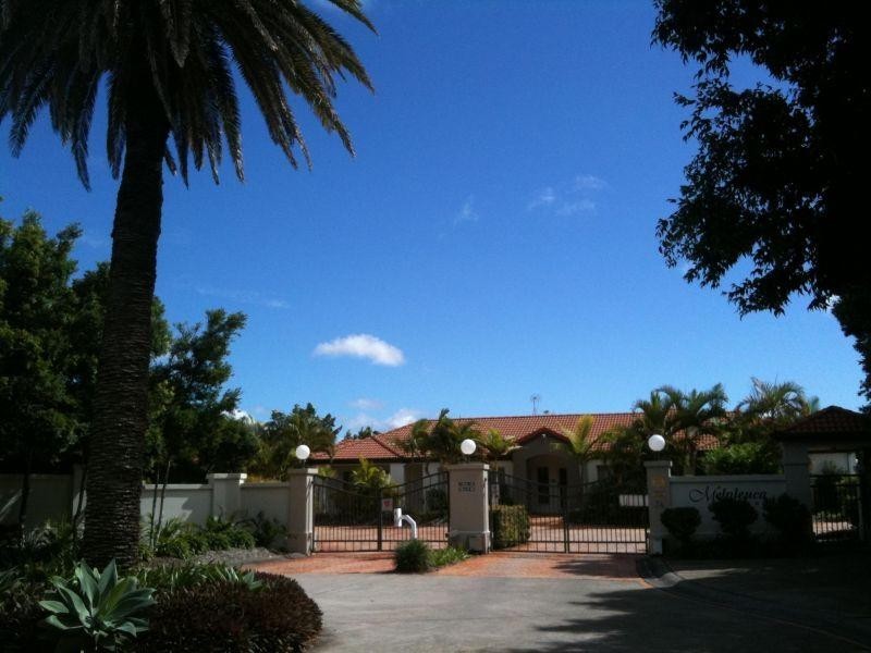 34 Albicore Street, Mermaid Waters QLD 4218