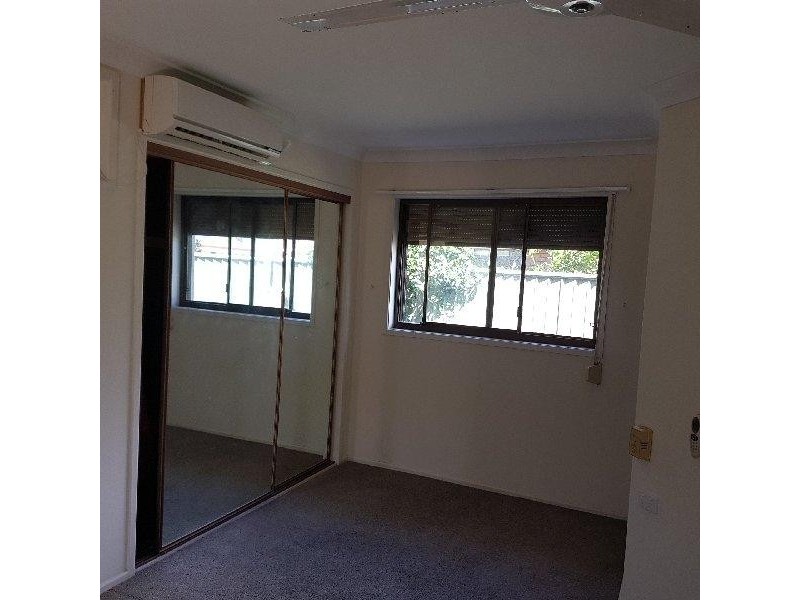 4 Plumosa Court, Mermaid Waters QLD 4218