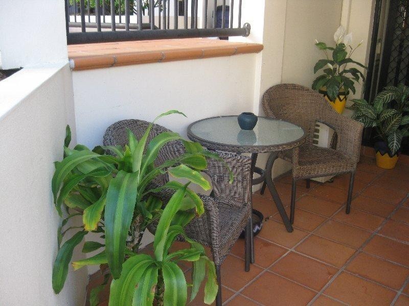 4/11-15 Owens Lane, Southport QLD 4215