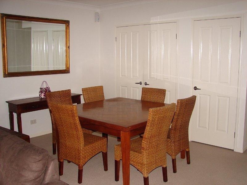 28/6 Fifth Avenue, Burleigh Heads QLD 4220