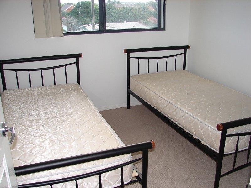 28/6 Fifth Avenue, Burleigh Heads QLD 4220