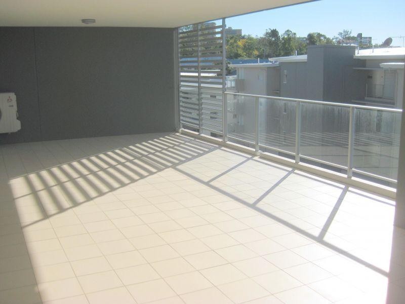26/24 Allwood Street, Indooroopilly QLD 4068