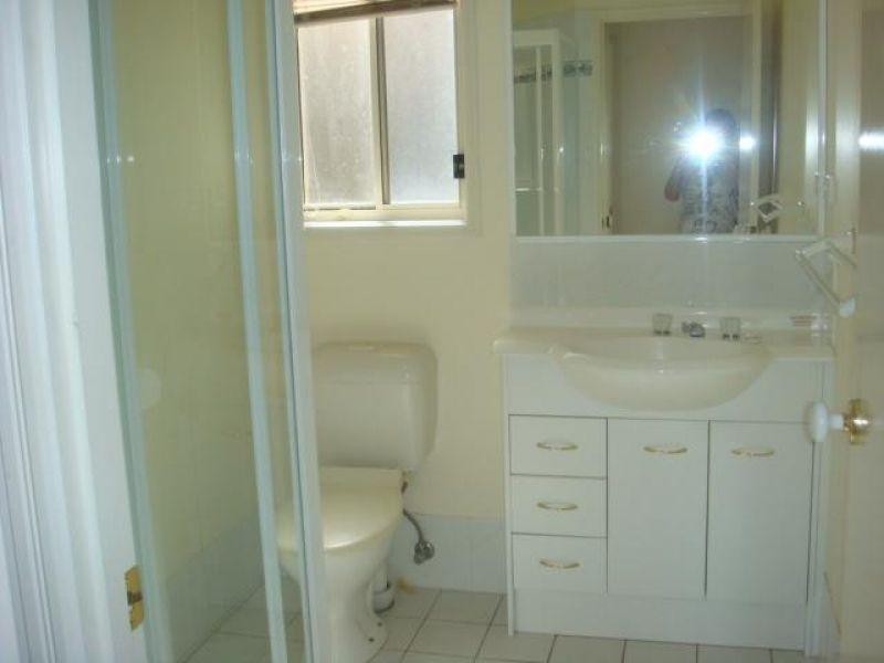 113 Arundel Drive, Arundel QLD 4214