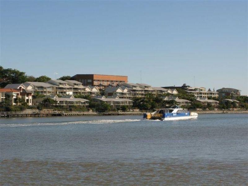 135 Macquarie Street, Teneriffe QLD 4005