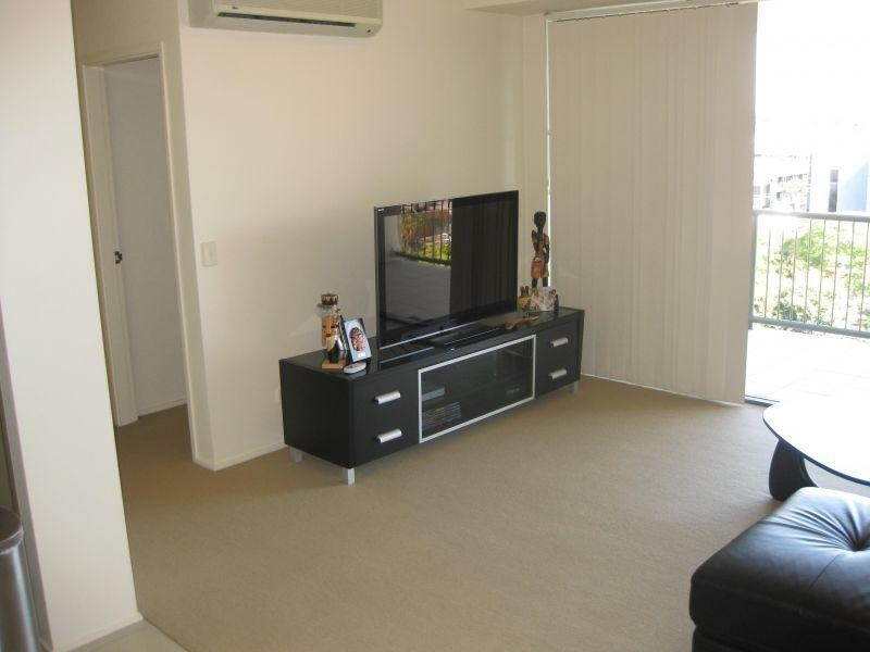 1085/18 Manning Street, Milton QLD 4064