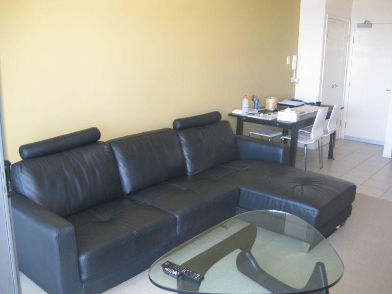 1085/18 Manning Street, Milton QLD 4064