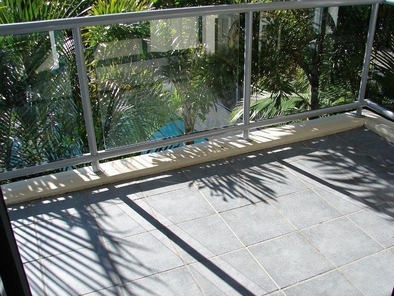 22/6 Fifth Avenue, Burleigh Heads QLD 4220