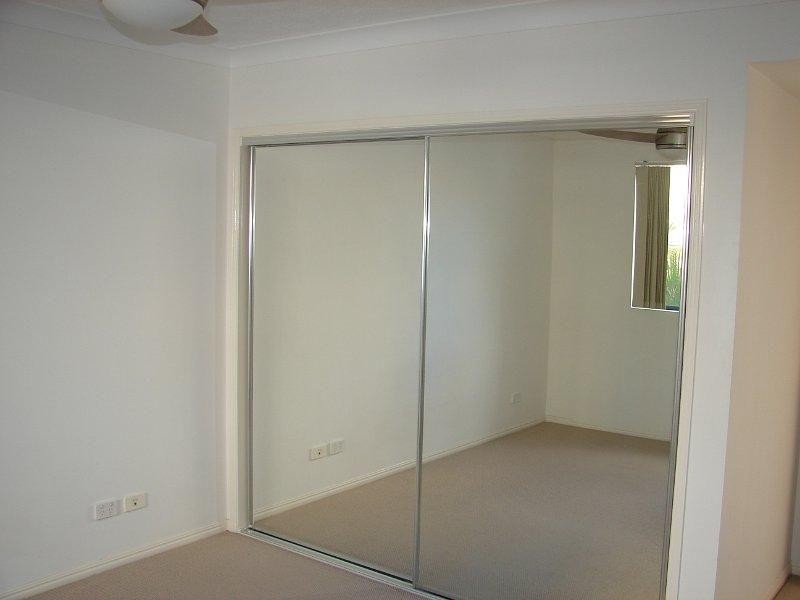 22/6 Fifth Avenue, Burleigh Heads QLD 4220