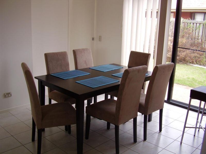 63/302 Christine Avenue, Varsity Lakes QLD 4227