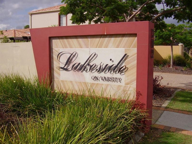 25/302 Christine Avenue, Varsity Lakes QLD 4227
