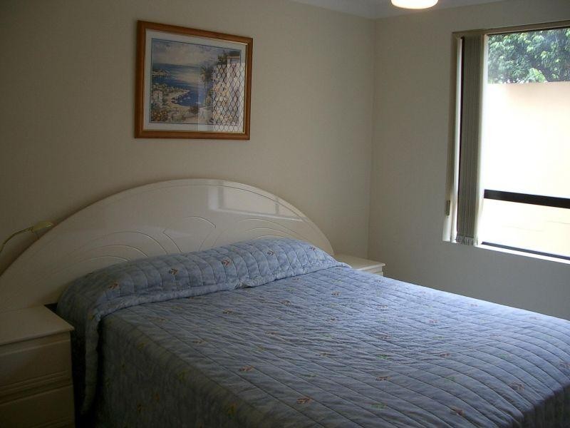 4/16-26 Waverley Street, Southport QLD 4215