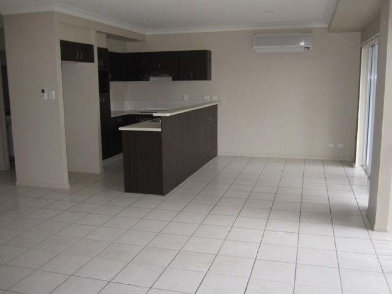 1 Sauvignon Parade, Upper Coomera QLD 4209