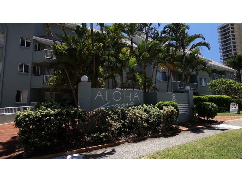 11 Breaker Street, Main Beach QLD 4217