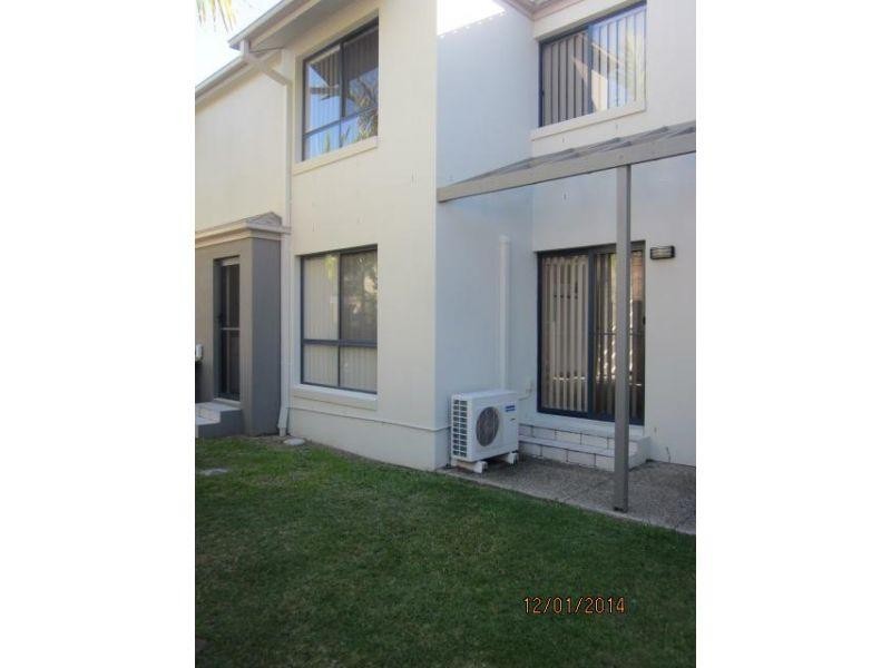 7 Bowden Street, Nerang QLD 4211