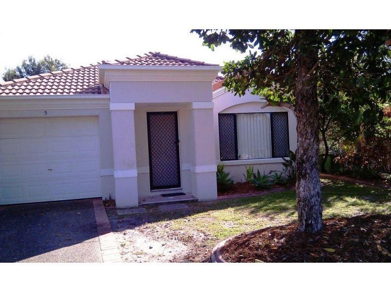 5/2 Langport Parade, Mudgeeraba QLD 4213