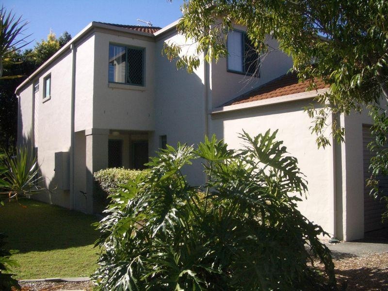 Lodge 2 Unit 12/87-9 Heeb Street, Ashmore QLD 4214