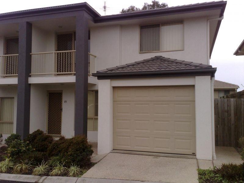 7 Johnston Street, Carina QLD 4152