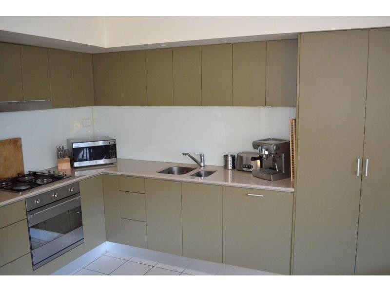 23w/18 Manning Street, Milton QLD 4064