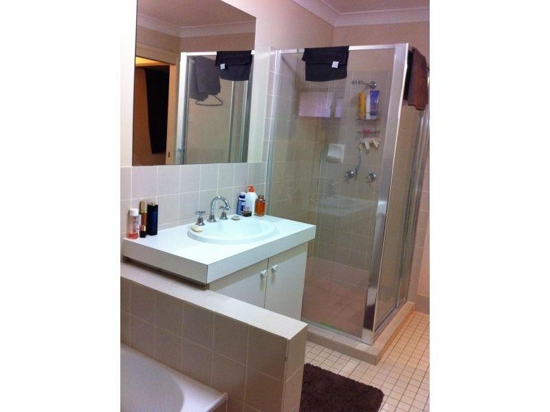 38/12 Landau Court, Miami QLD 4220