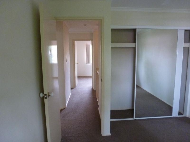 102 Alexander Drive, Highland Park QLD 4211