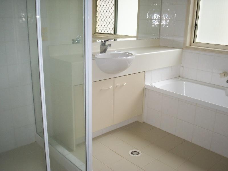 57/2 Langport Parade, Mudgeeraba QLD 4213