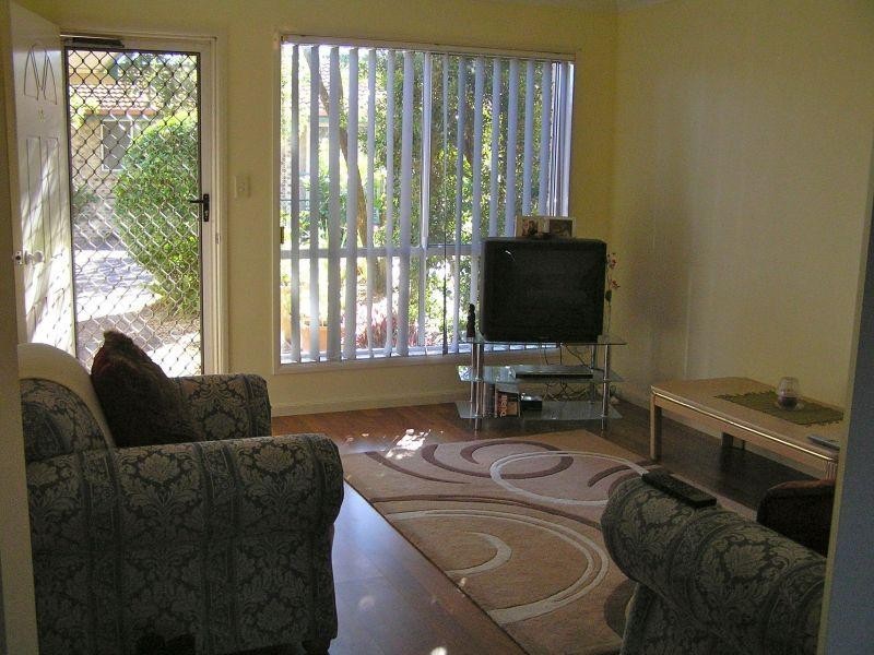 42 Murev Way, Carrara QLD 4211