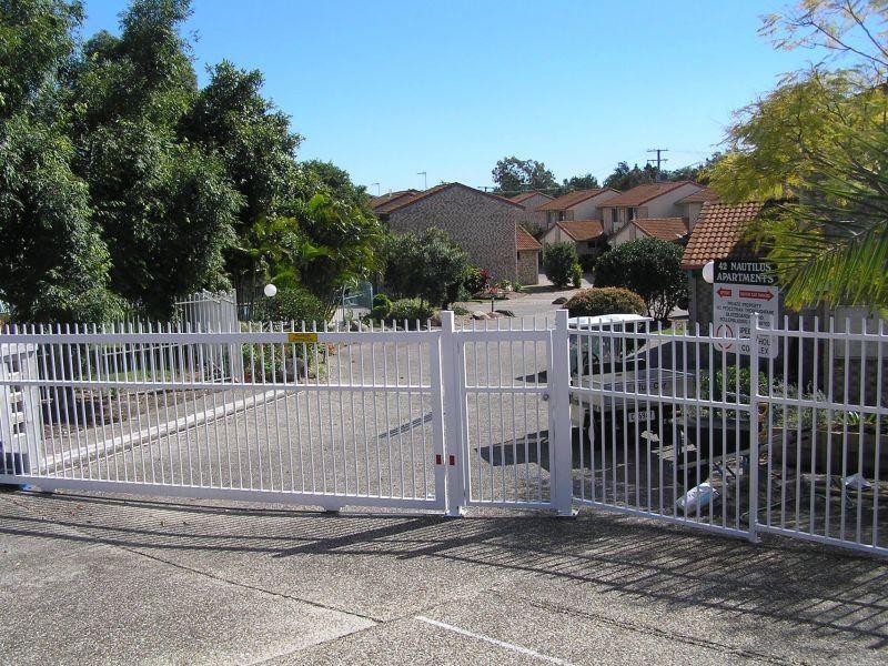 42 Murev Way, Carrara QLD 4211