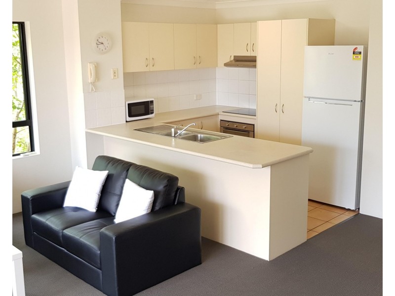 16-26 Waverley Street, Southport QLD 4215