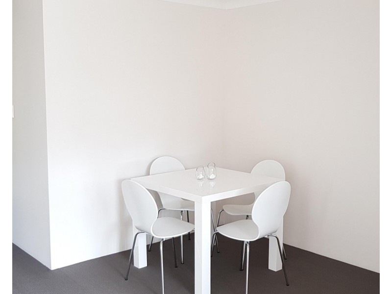 16-26 Waverley Street, Southport QLD 4215