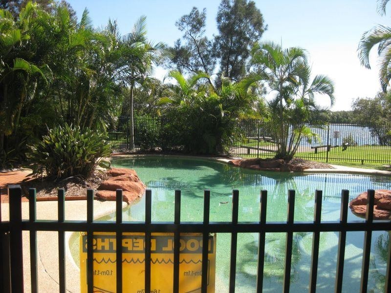 12/125 Hansford Road, Coombabah QLD 4216