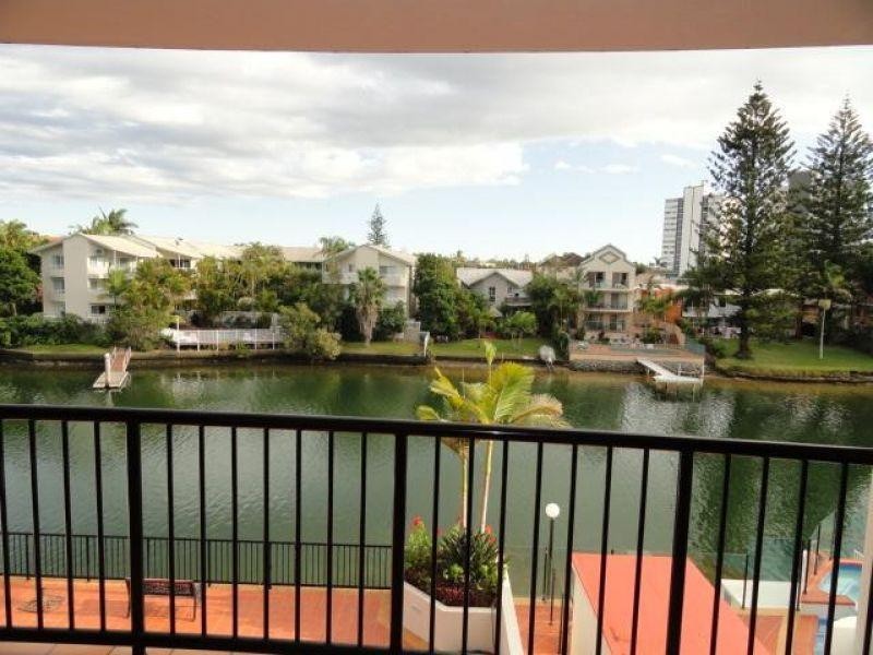 12 Paradise Island, Surfers Paradise QLD 4217