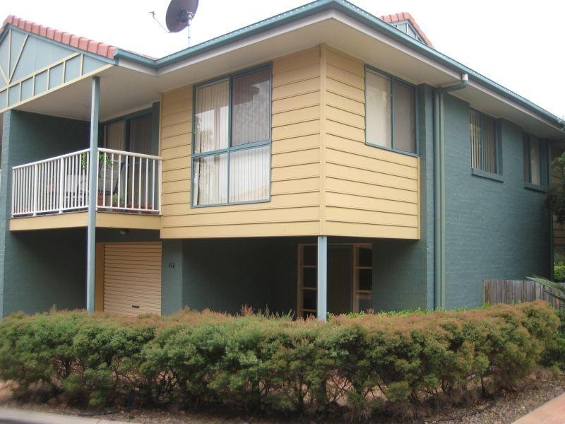 62/316 Long Street, Graceville QLD 4075