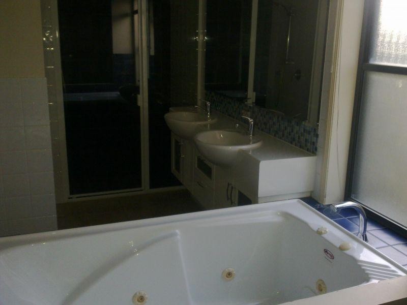 Apartment/1092/1 The Cove Crescent, Carrara QLD 4211