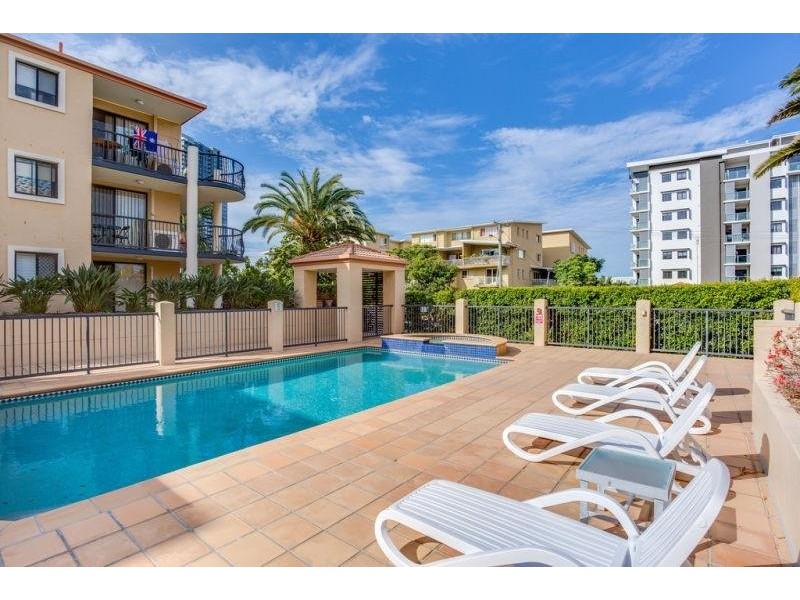 16-26 Waverley Street, Southport QLD 4215