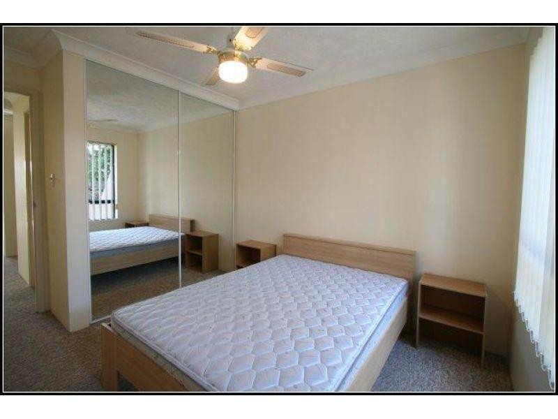 16-26 Waverley Street, Southport QLD 4215