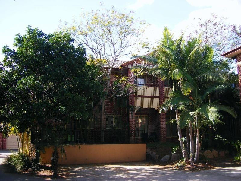 100 Racecourse Road, Bundall QLD 4217