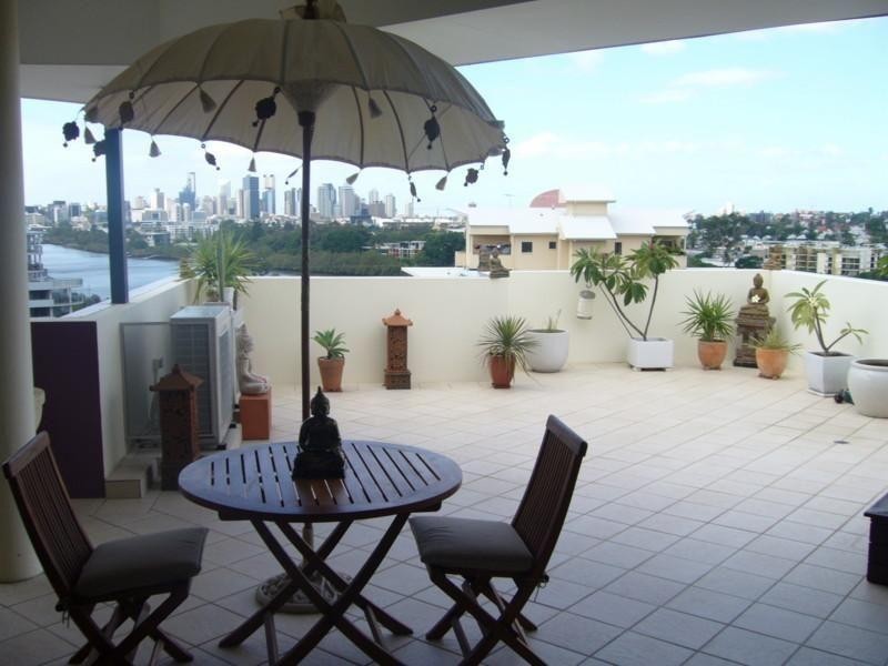 9 Sylvan Road, Toowong QLD 4066