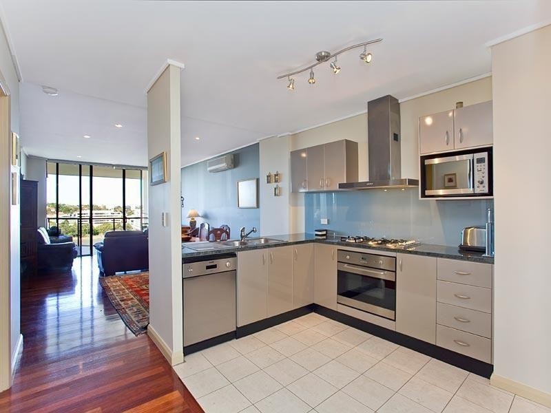 9 Sylvan Road, Toowong QLD 4066