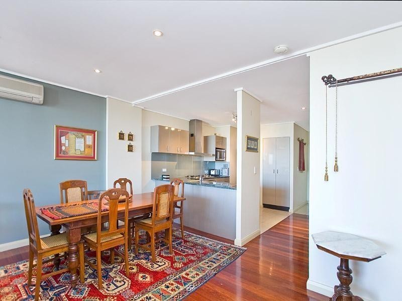 9 Sylvan Road, Toowong QLD 4066