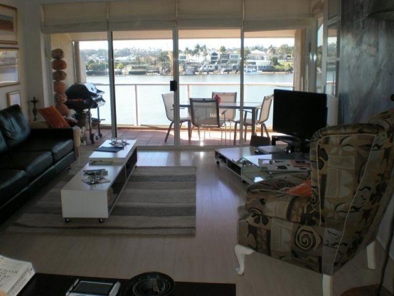 135 Macquarie Street, Teneriffe QLD 4005