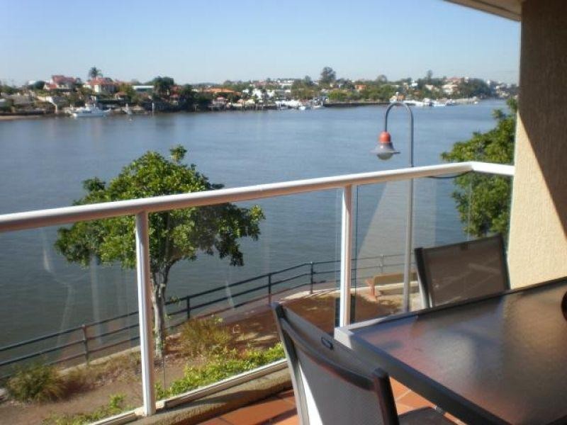 135 Macquarie Street, Teneriffe QLD 4005