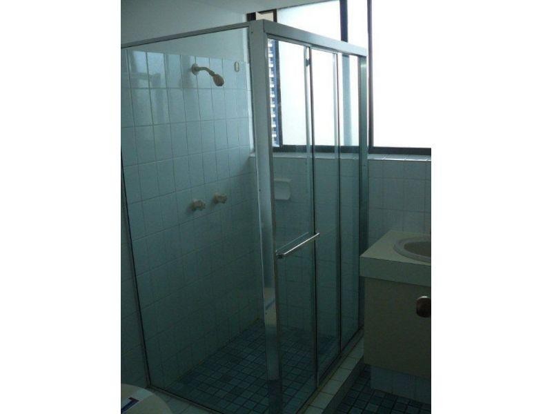 9 Bayview Street, Runaway Bay QLD 4216