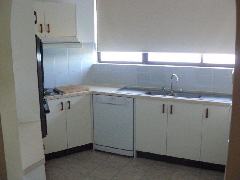 9 Bayview Street, Runaway Bay QLD 4216